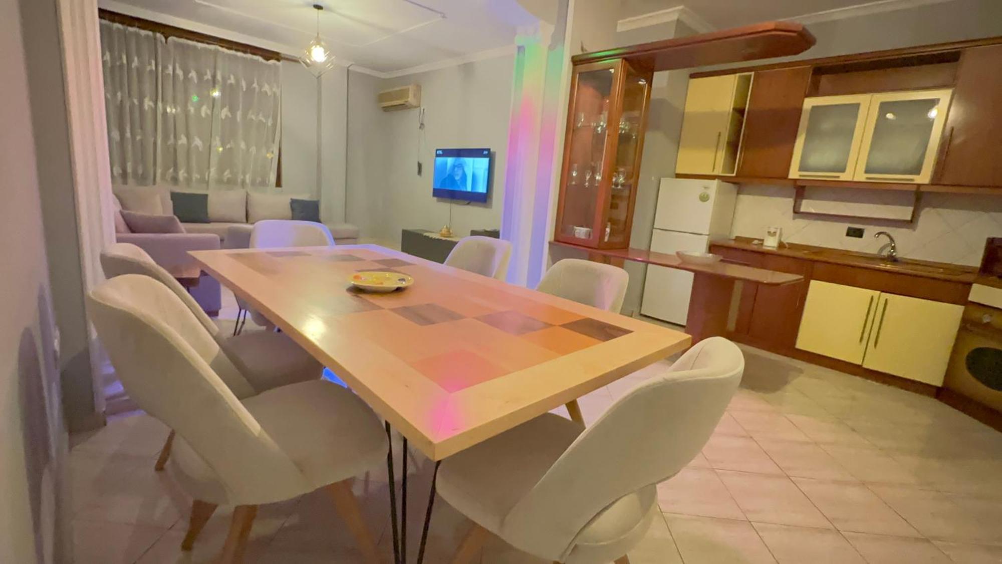 Dioras Apartment. 公寓 Tirana